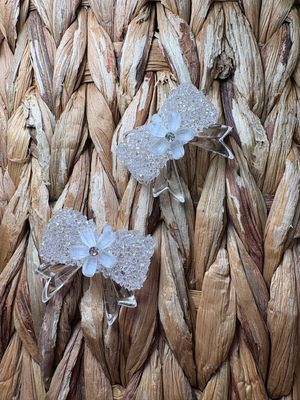 White Sugar Bow Bead