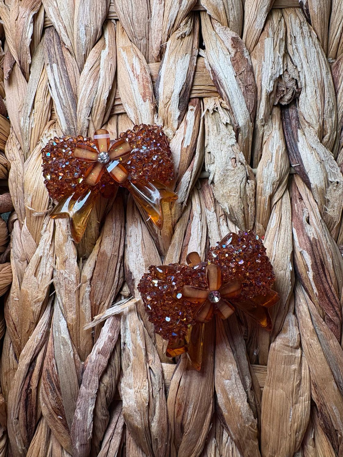 Brown Sugar Bow Bead