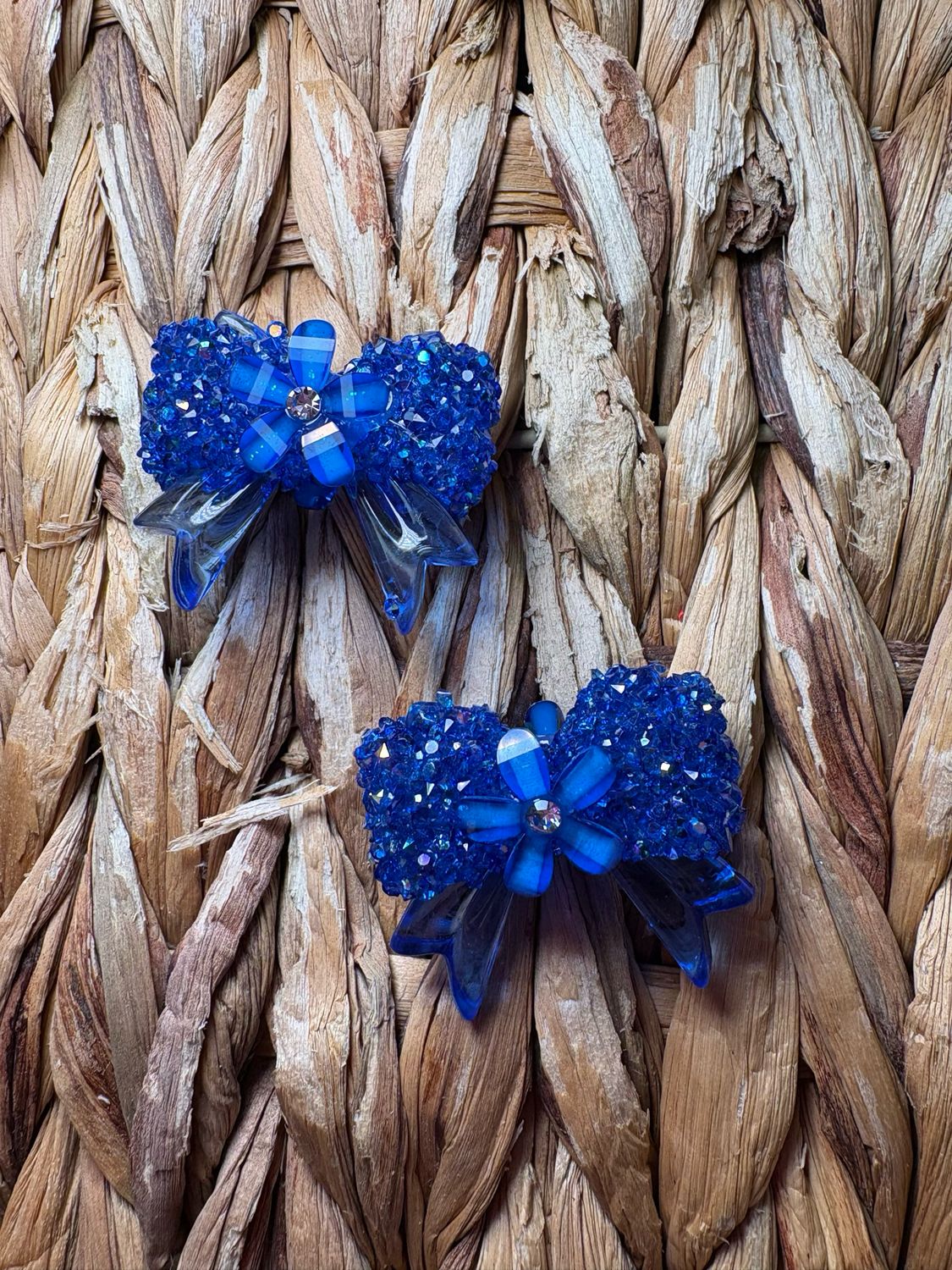 Dark Blue Sugar Bow Bead