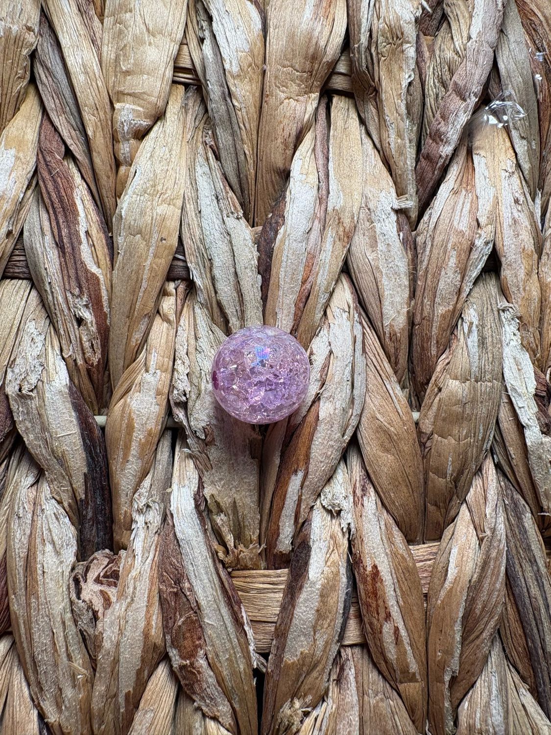 Light Pink 15mm Crackle Bead