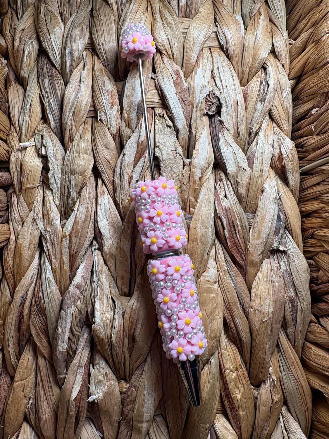 Pink Flower Pearl Clay Pen