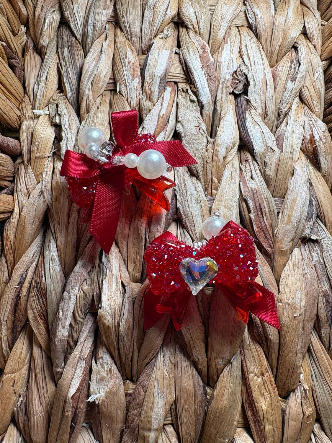 Red Heart Dangle Sugar Bow