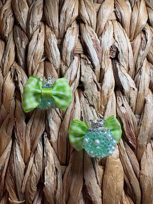 Light Green Plaid Bow Sugar Crown Bead