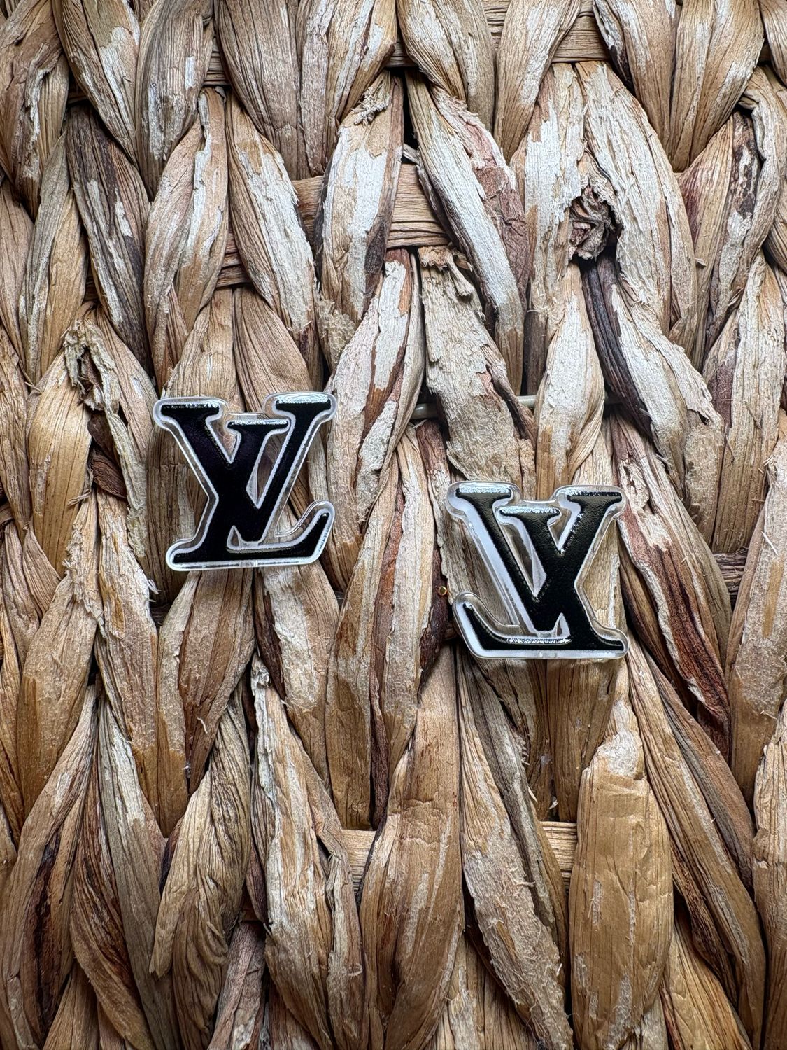 LV Acrylic Focal Bead