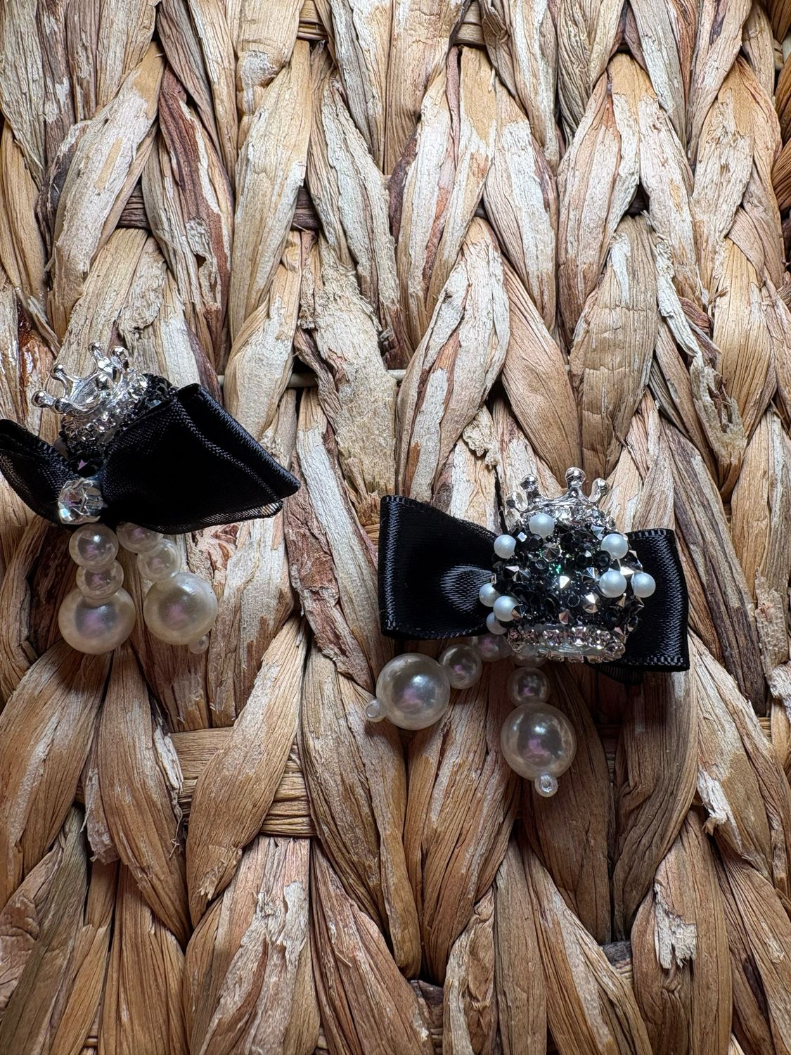 Black Pearl Dangle Sugar Crown Bead 