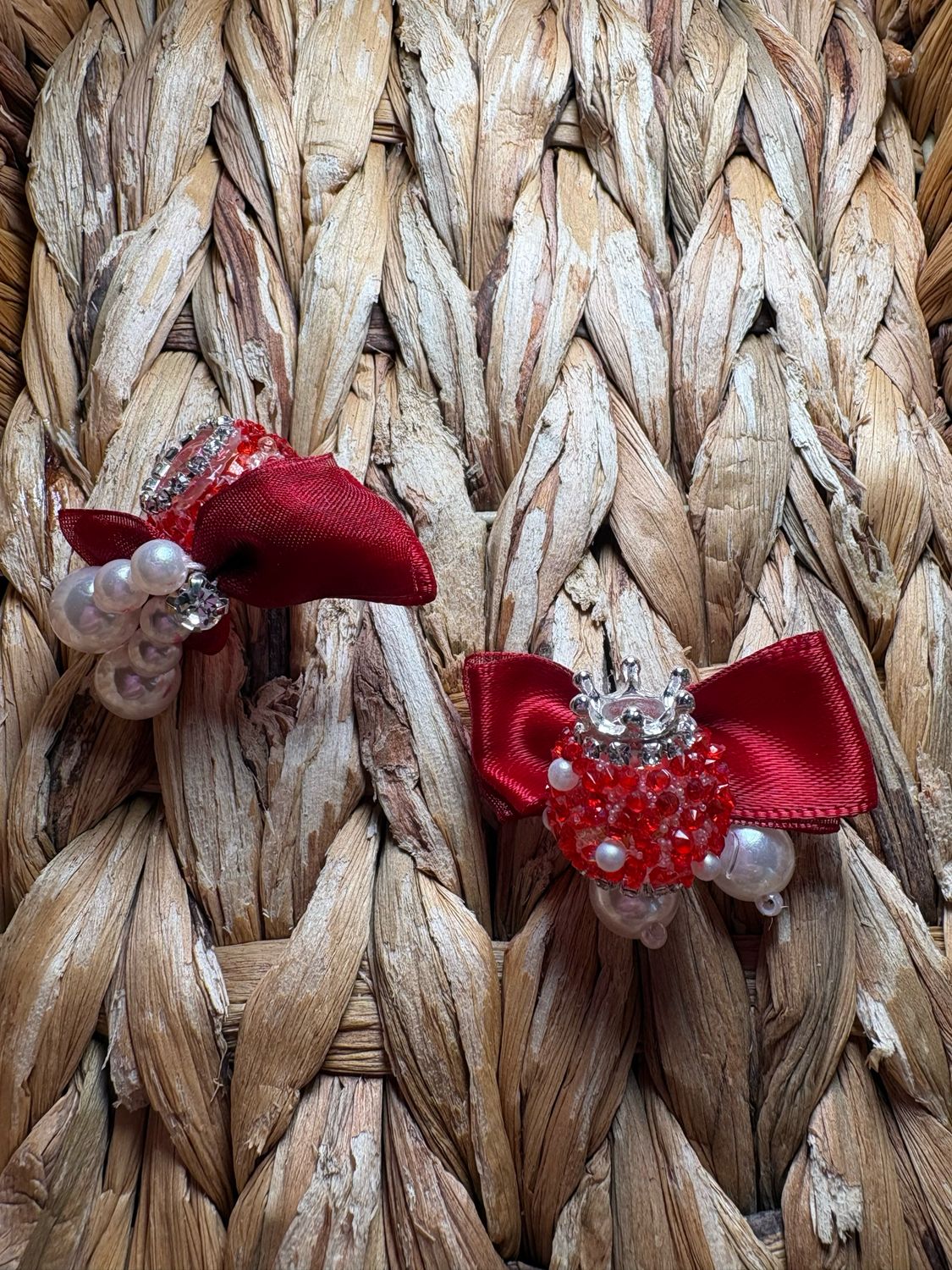Red Pearl Dangle Sugar Crown Bead 