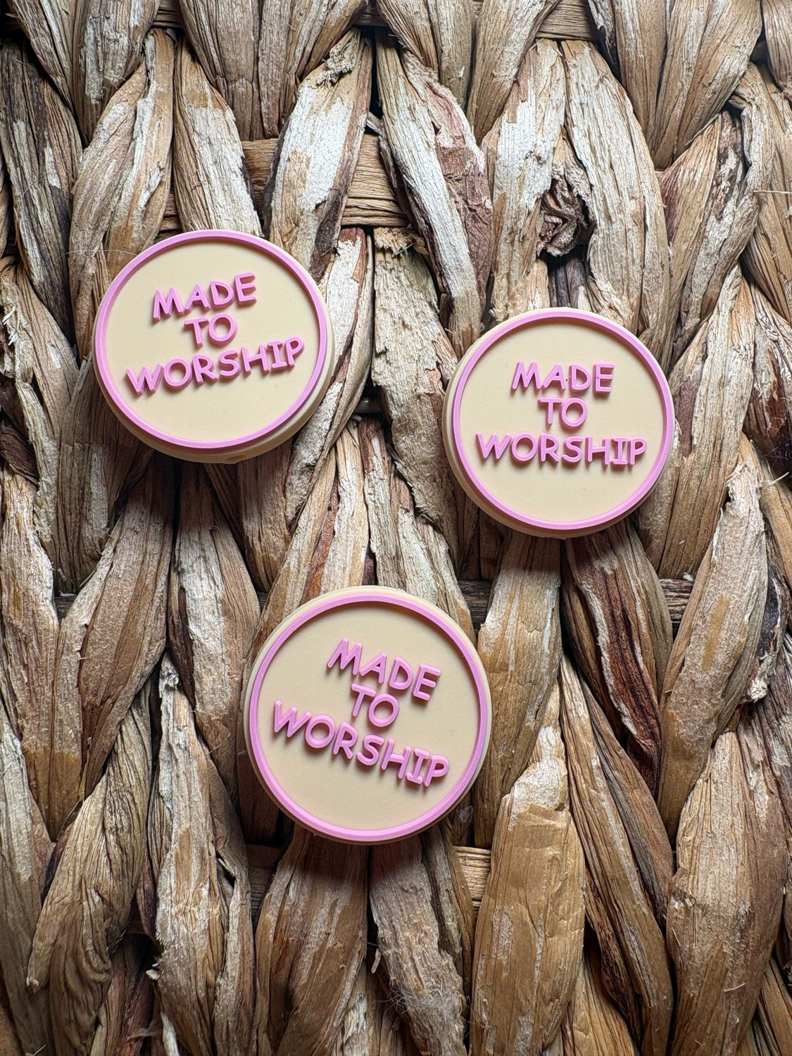 Made To Worship 2D Focal