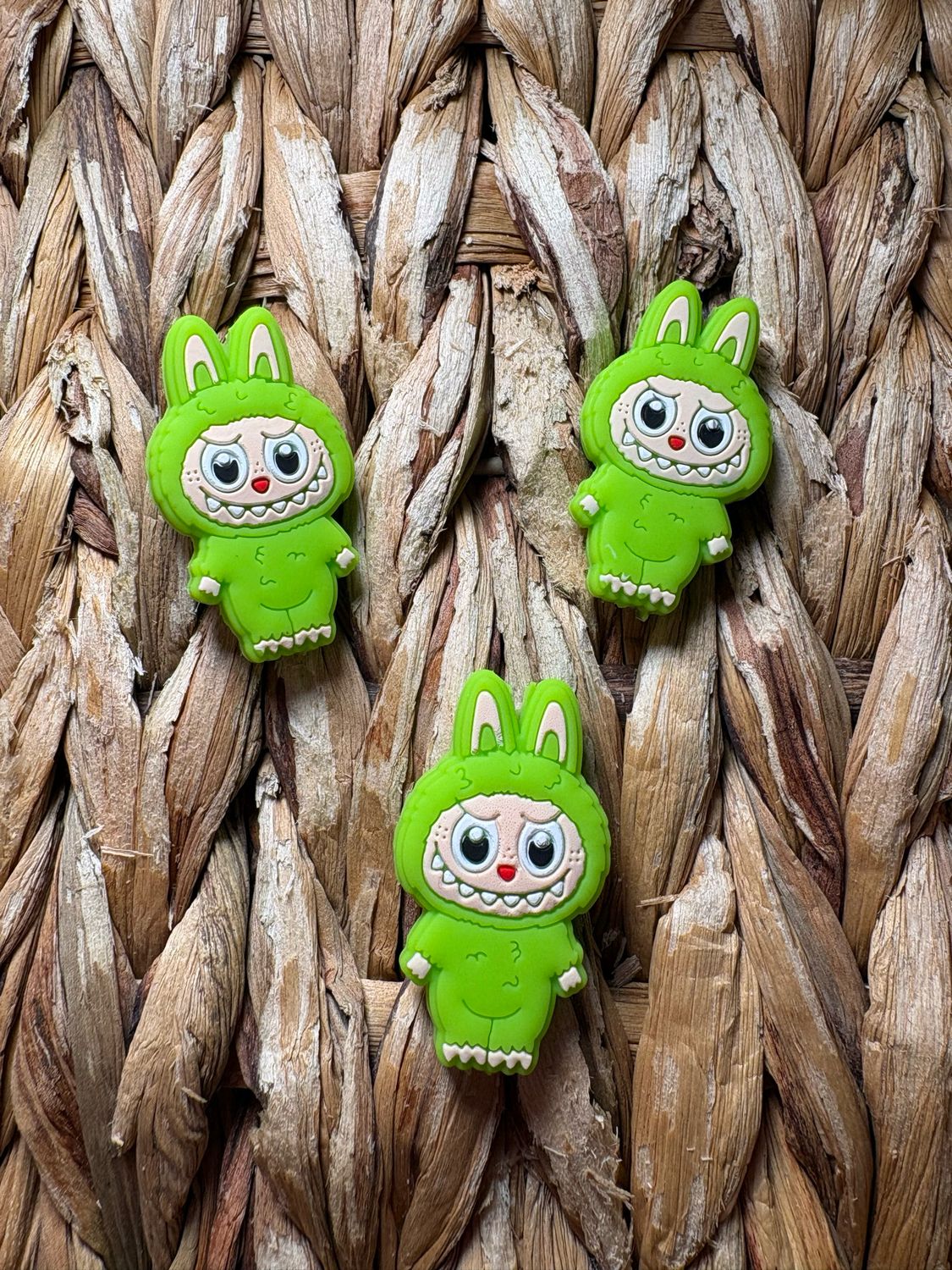 Green Bubu Standing 2D Focal