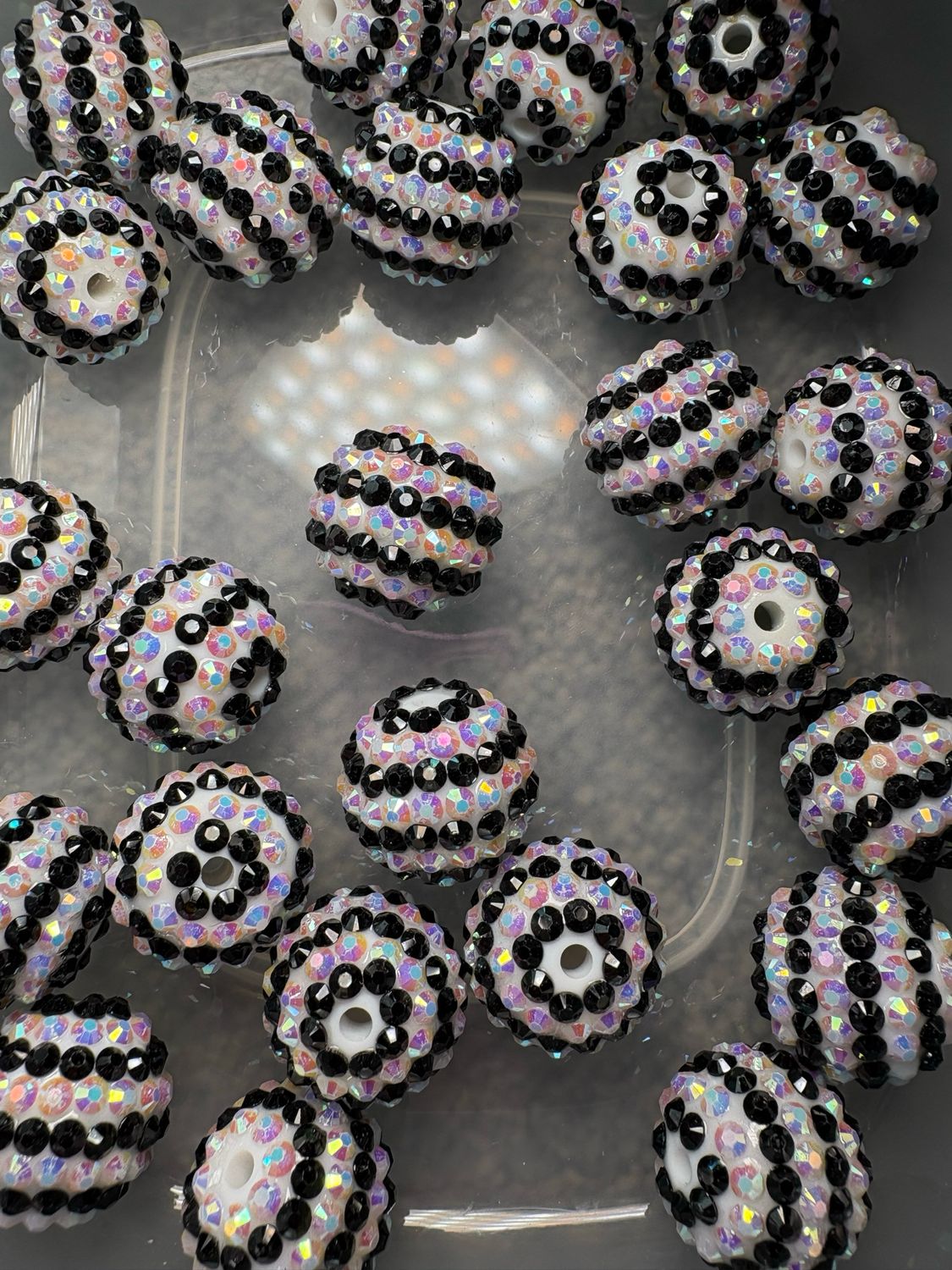 Bulk Bead Bag #R3 20mm Black/White Rhinestone 25pc