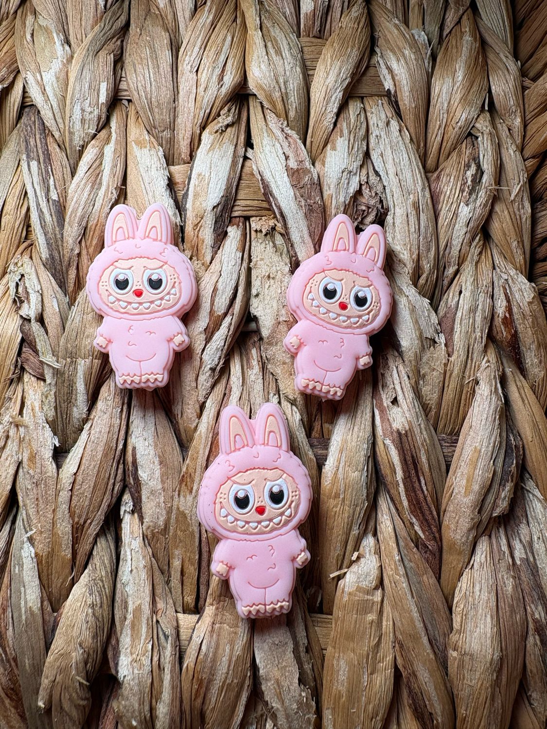 Pink Bubu Standing 2D Focal