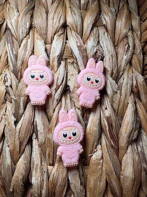 Pink Bubu Standing 2D Focal