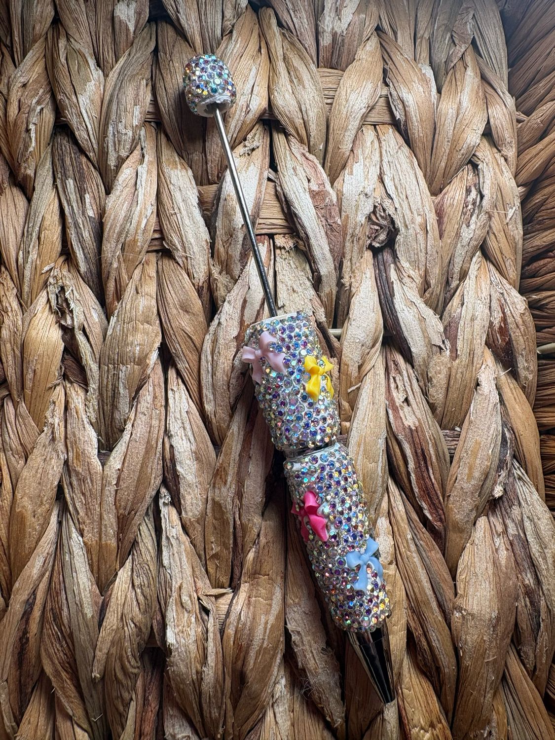 Rhinestone Bow Pen