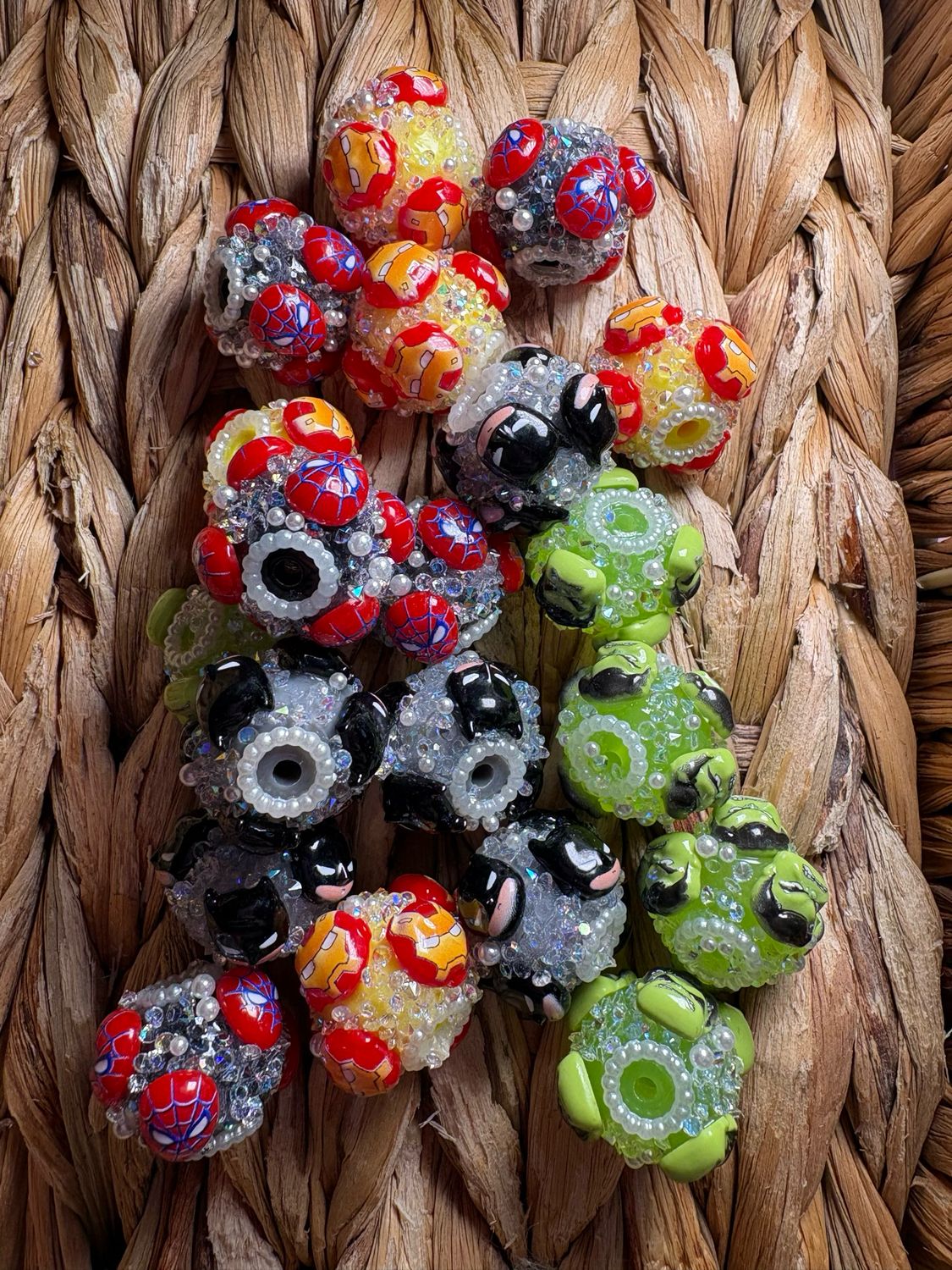 Bulk Bag Superhero Sugar Mix Beads 20pc S38