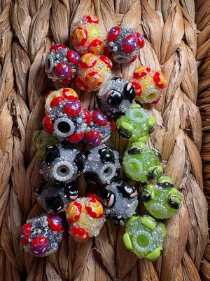 Bulk Bag Superhero Sugar Mix Beads 20pc S38