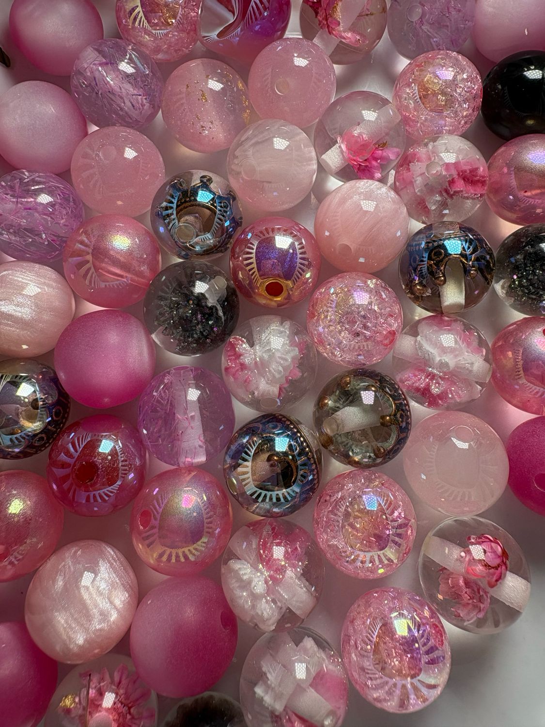 Bulk Bag Pink, Black Color Mix 16mm Beads- 50pc M2
