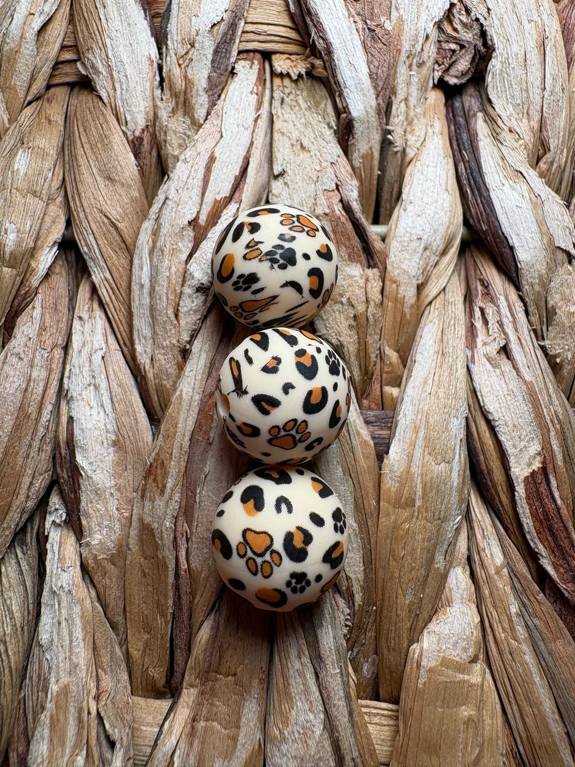 Brown Leopard Dog Paw Silicone Printed Bead 15mm