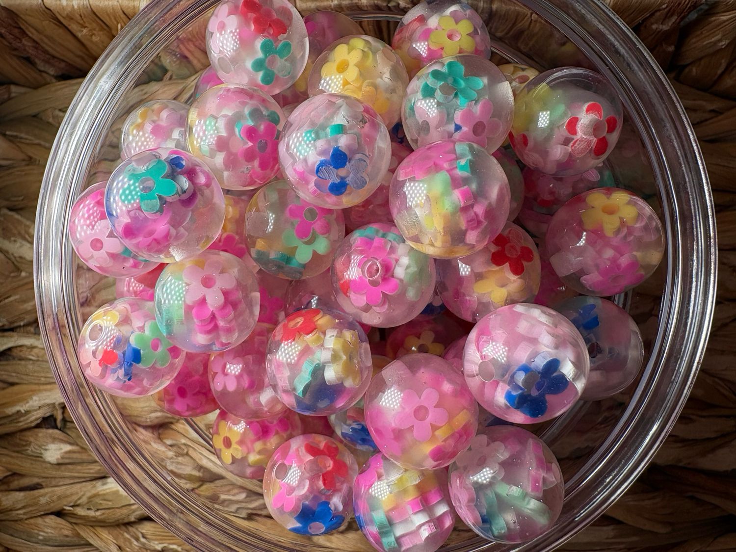 15mm Flower Confetti Bead