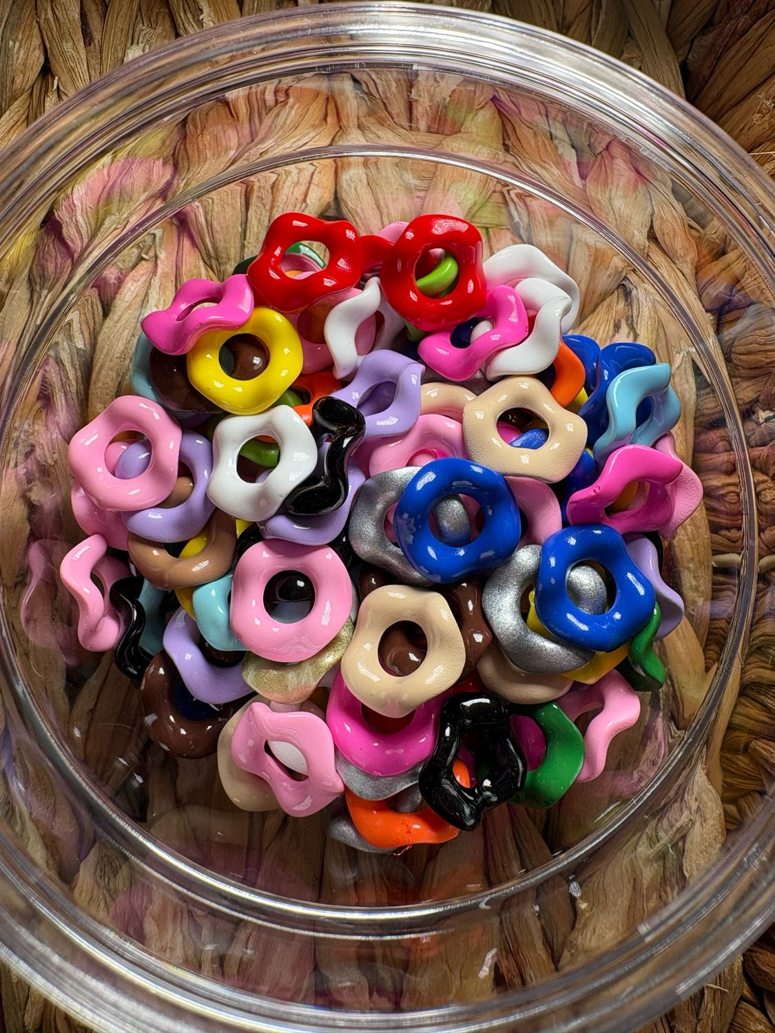 Bulk Bag Color Wavy Spacers-125pc W3