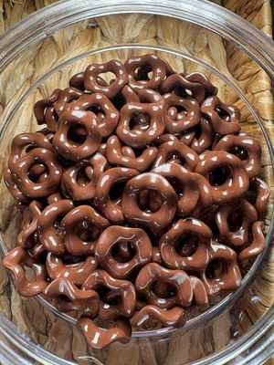 Brown Wavy Spacer