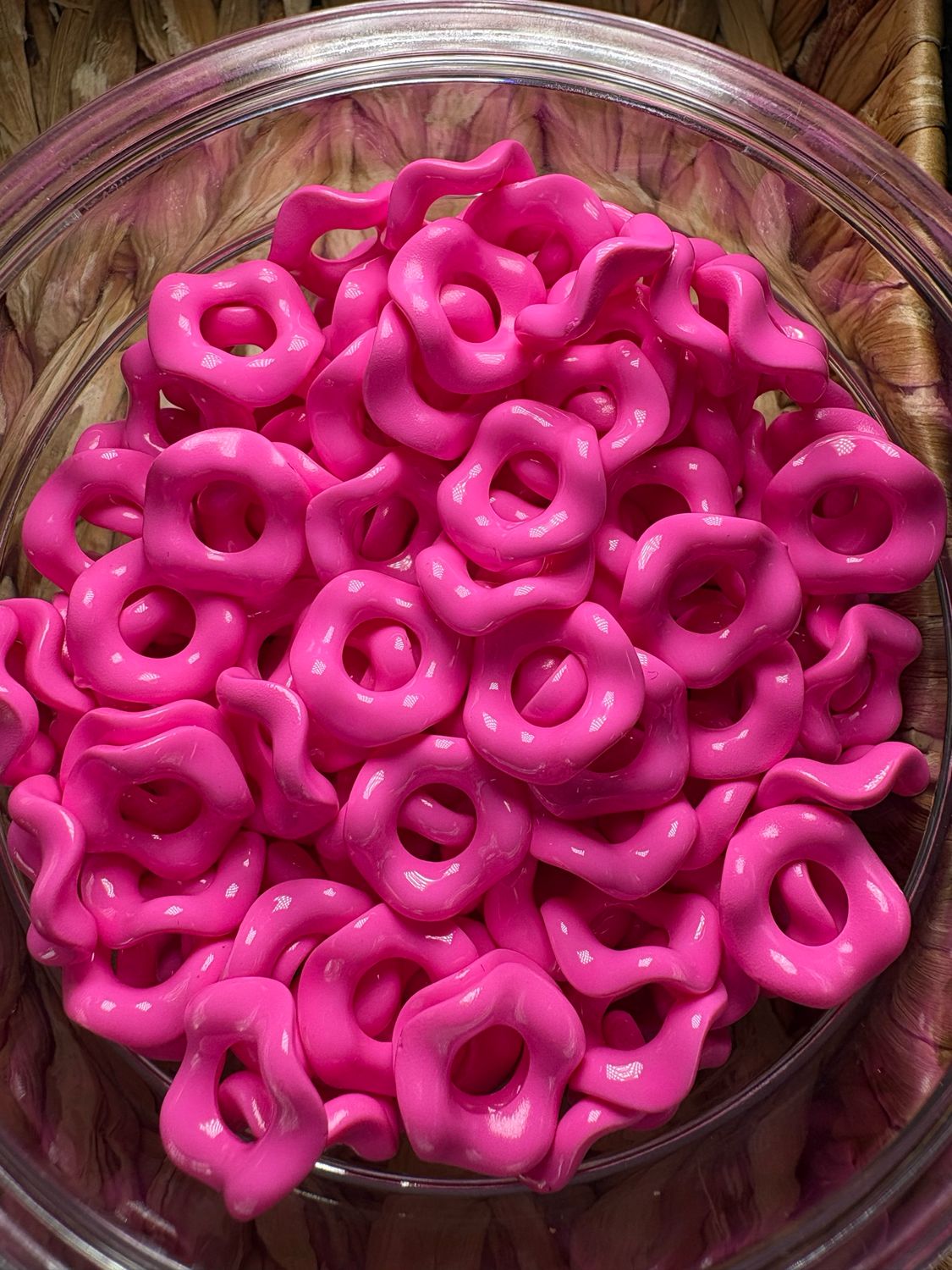Barbie Pink Wavy Spacer