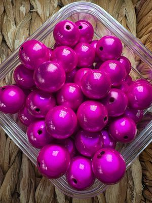 16mm Dark Pink Lightbulb Bead