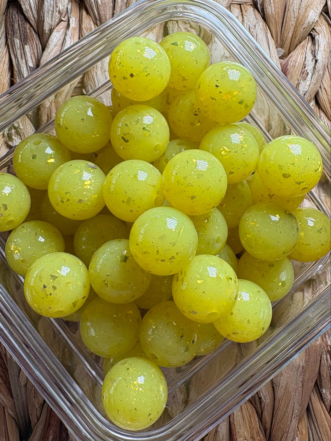 15mm Yellow Glitter Confetti Silicone Bead