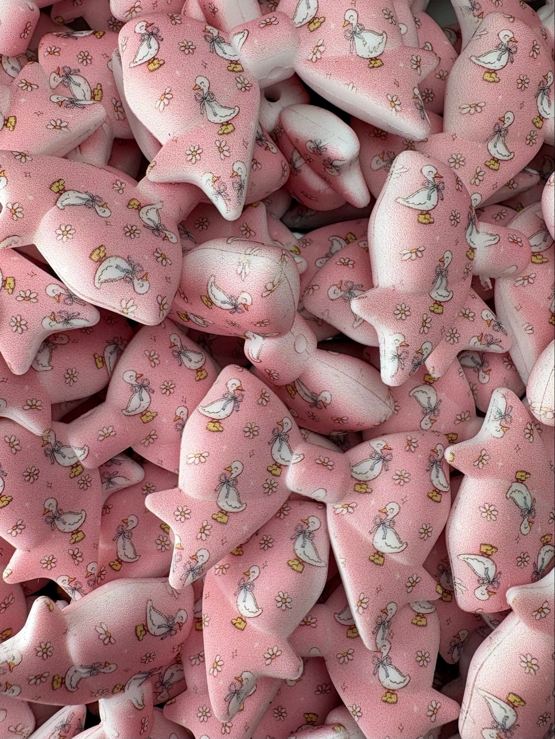 Pink Goose Bow Focal