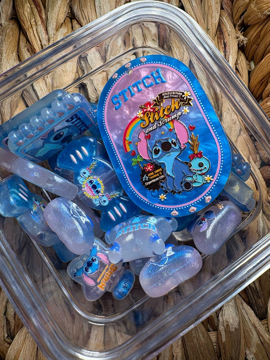 Bulk Bag-Blue Alien Keychain Bead Mix- 20pc- S312