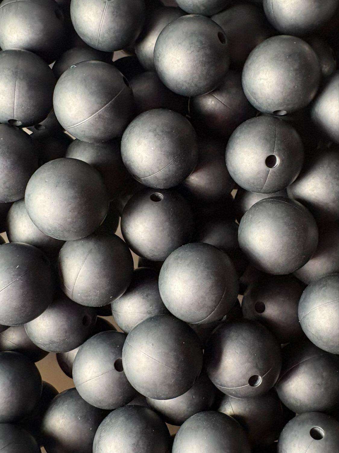 15mm Black Silicone Bead