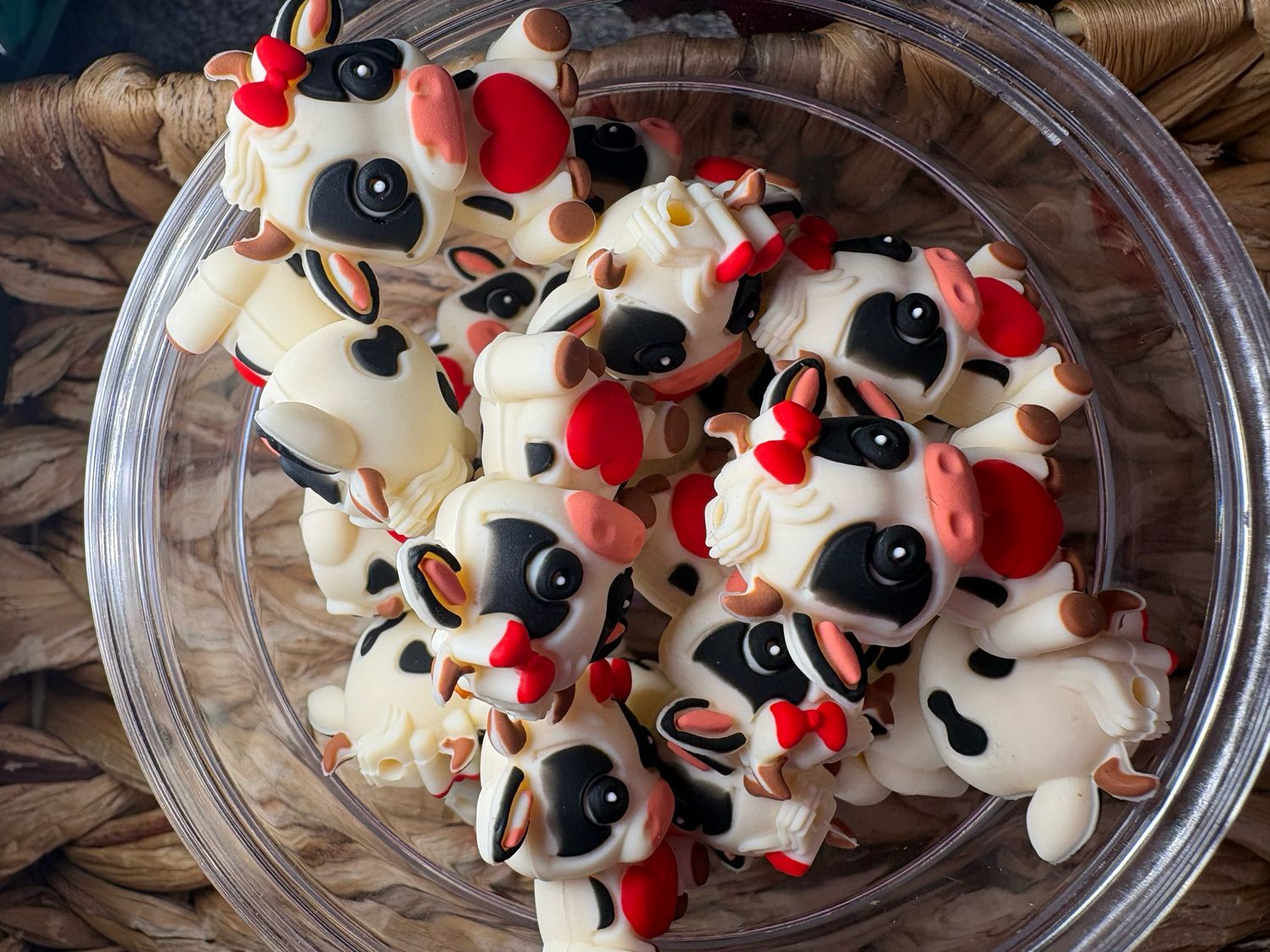 Cow with Heart 3d Focal
