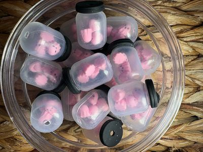 Pink Ghost Shaker Jar 3d Focal