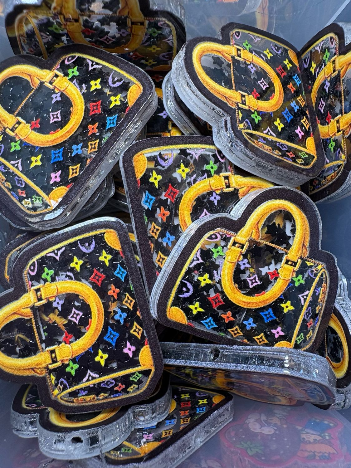 Purse Shaker Acrylic Focal