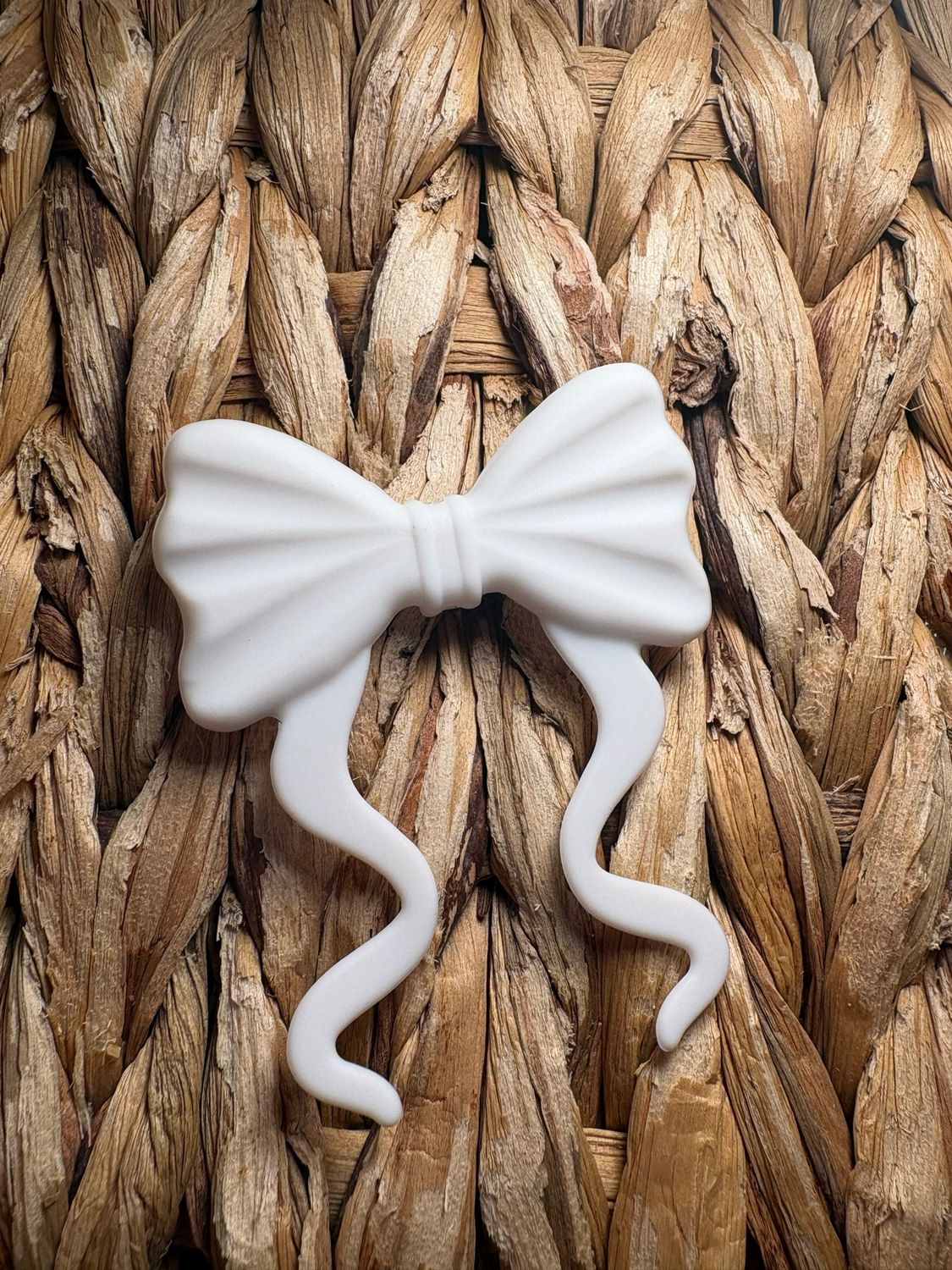 White Large Bow Focal