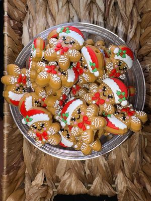 Gingerbread Man Santa Focal