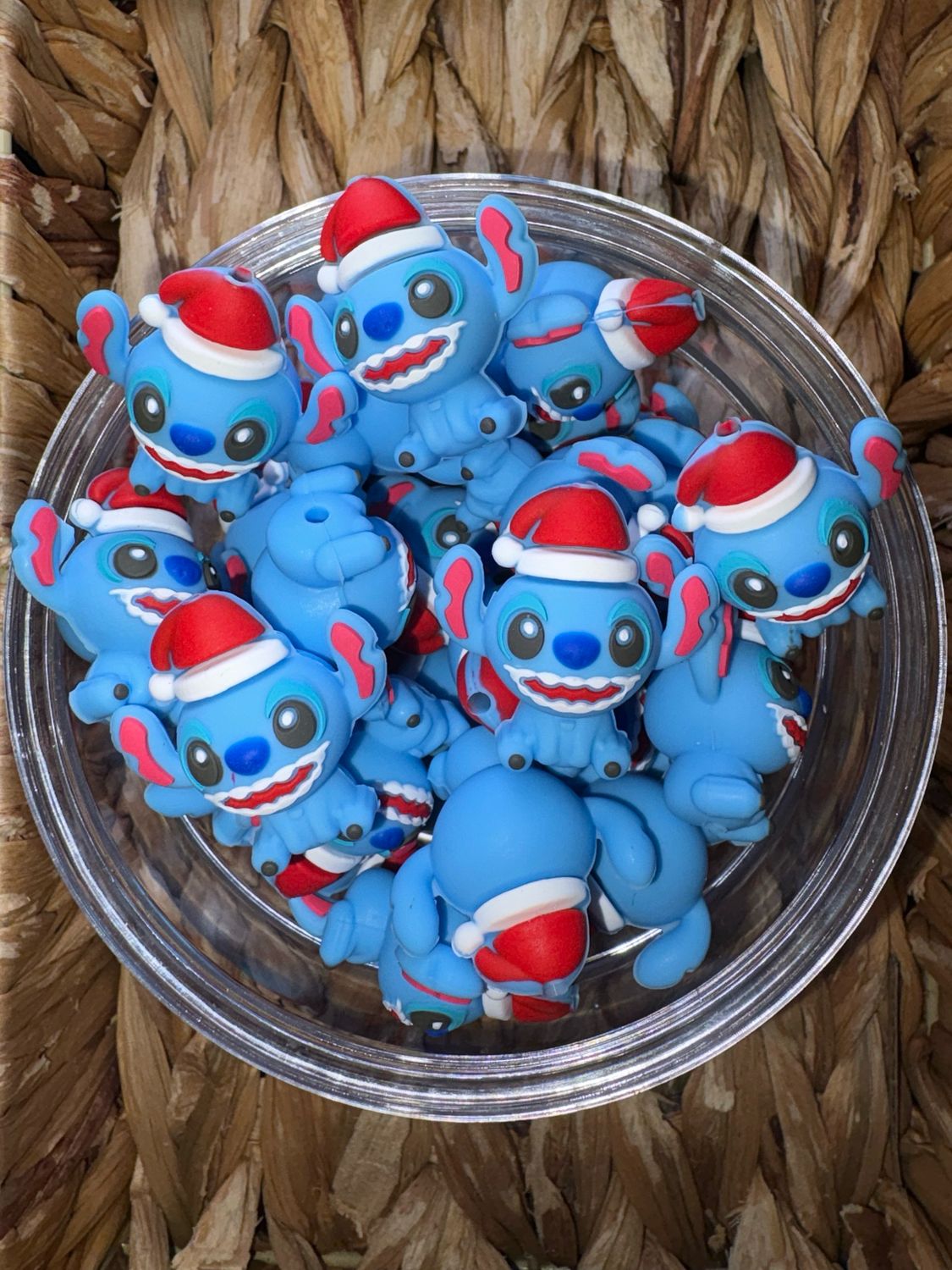 Blue Alien Santa 3d Focal