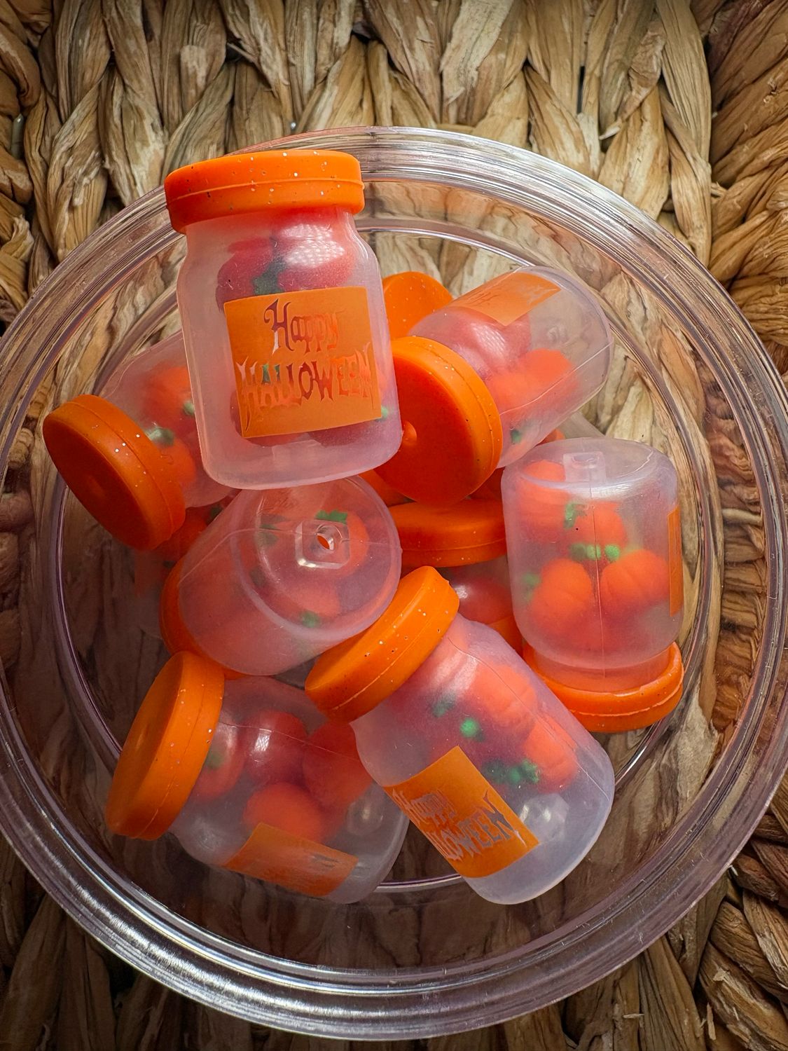 Happy Halloween Shaker 3d Focal