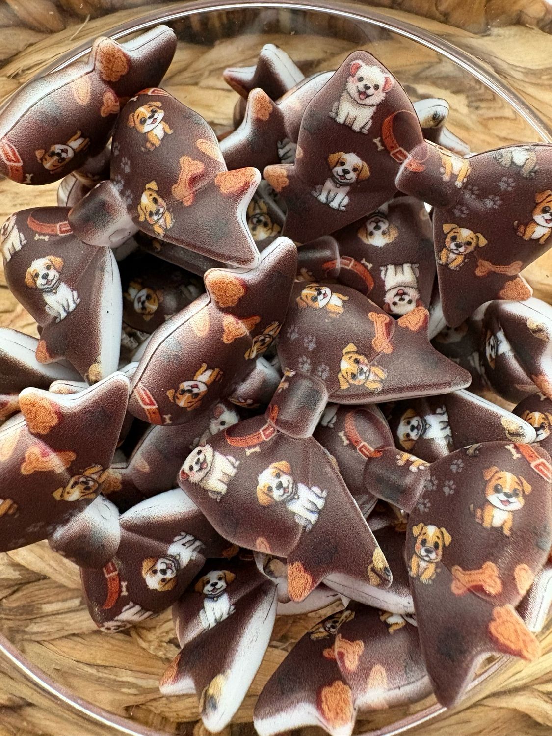 Brown Dogs Bow Focal (TSC Exclusive)