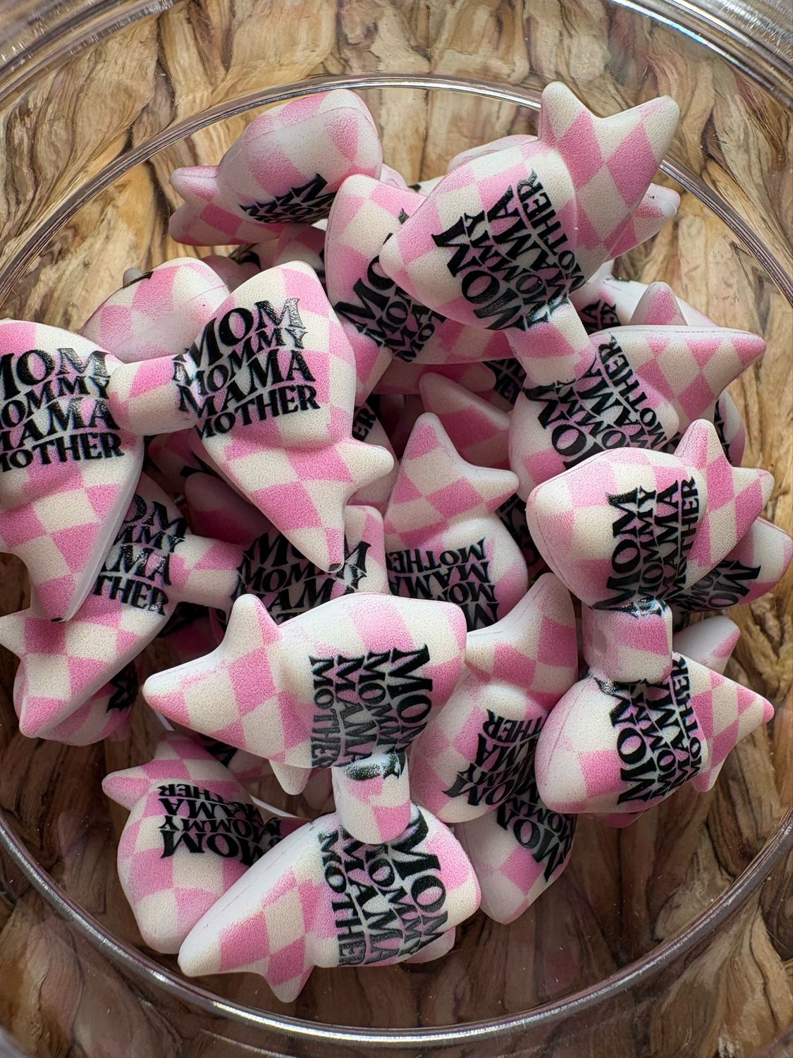 Mom Bow Focal (TSC Exclusive)