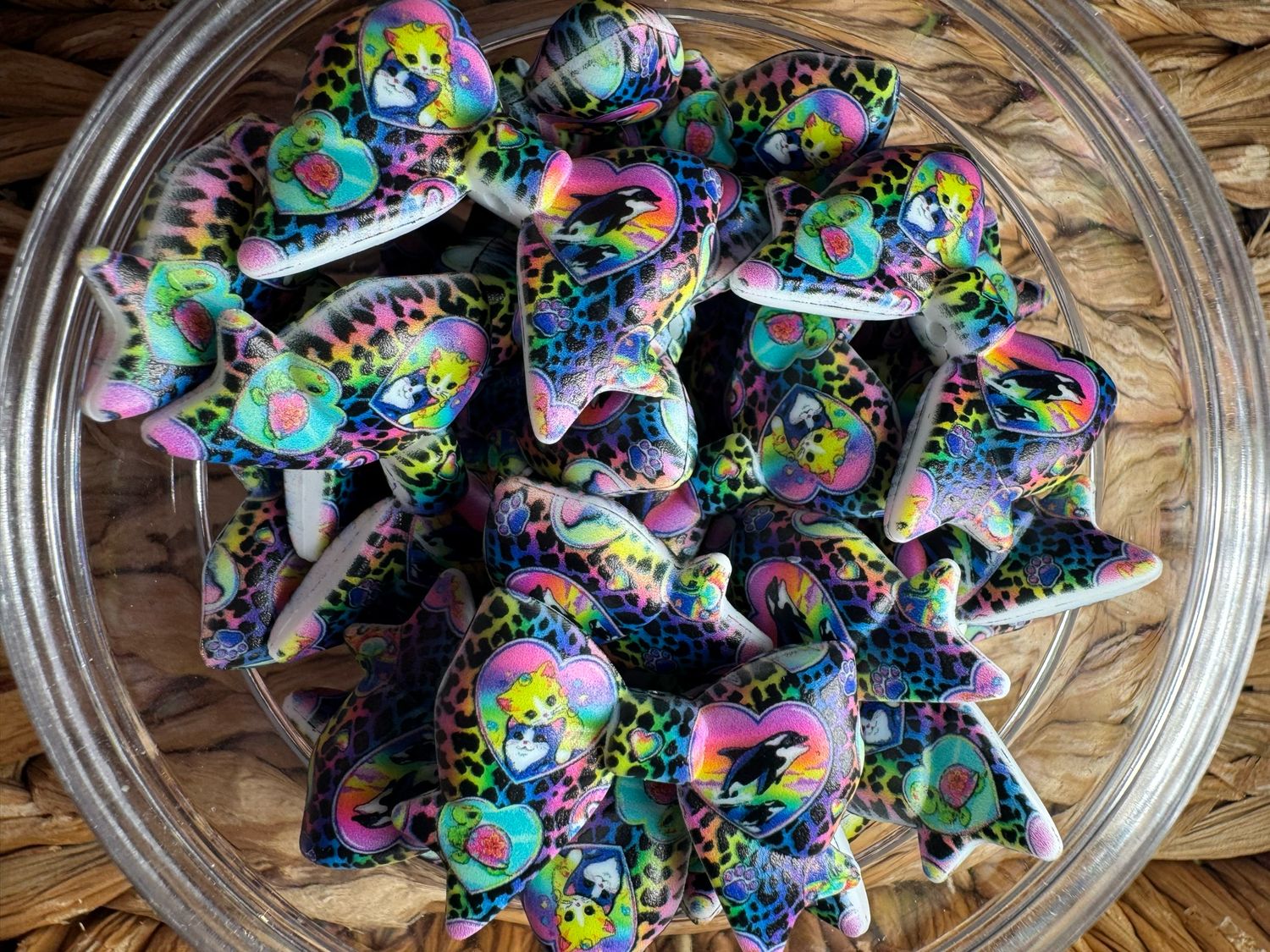 Lisa Frank Bow Focal (TSC Exclusive &amp; Collab)