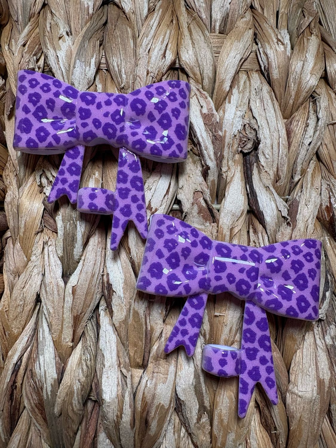 Shiny Purple Leopard Print Bow Straw Topper (TSC Exclusive)