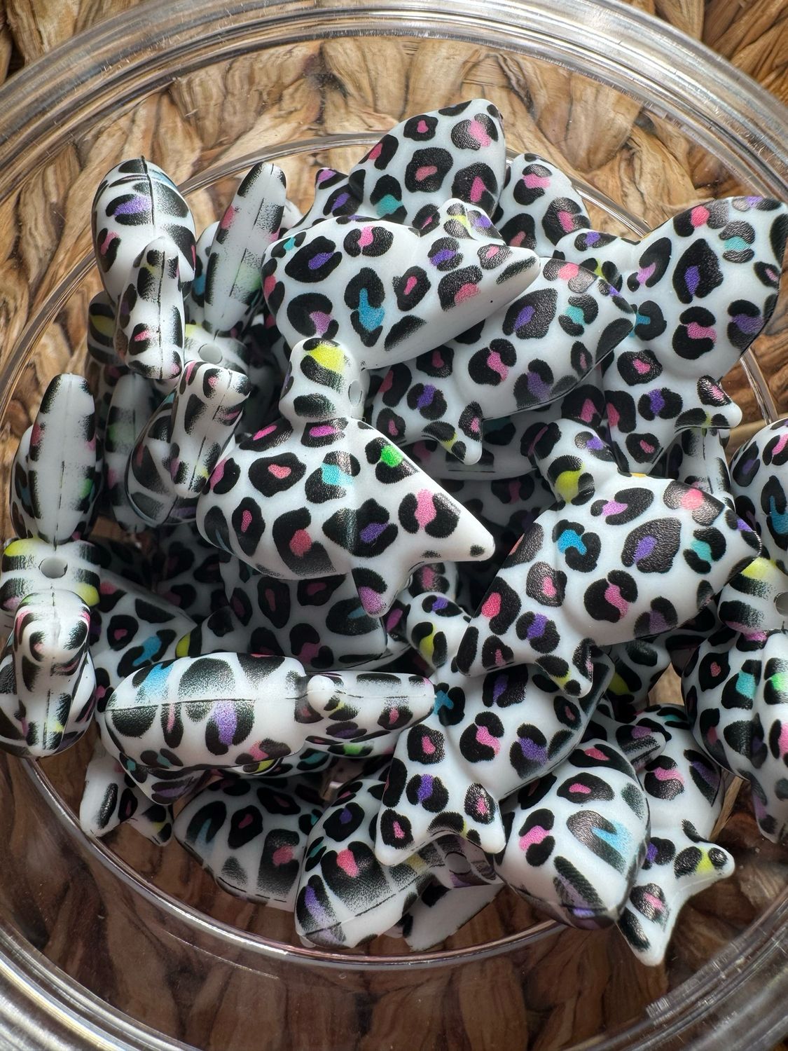 Rainbow Leopard Bow Focal (TSC Exclusive)