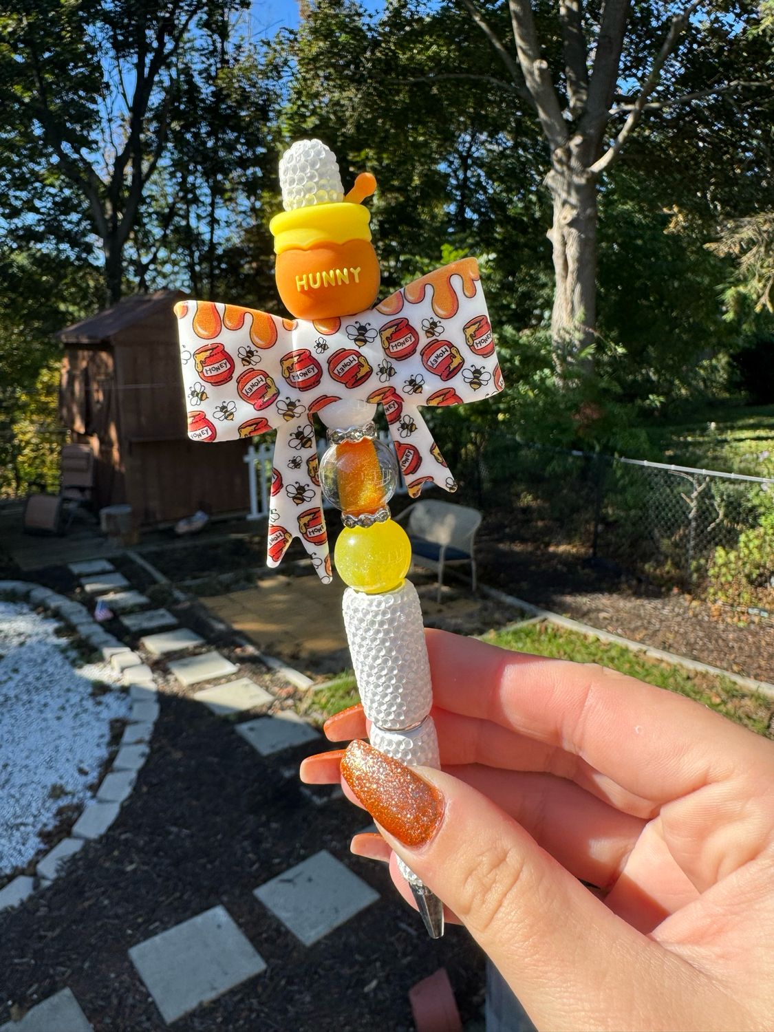 Honey Pot Premade Pen