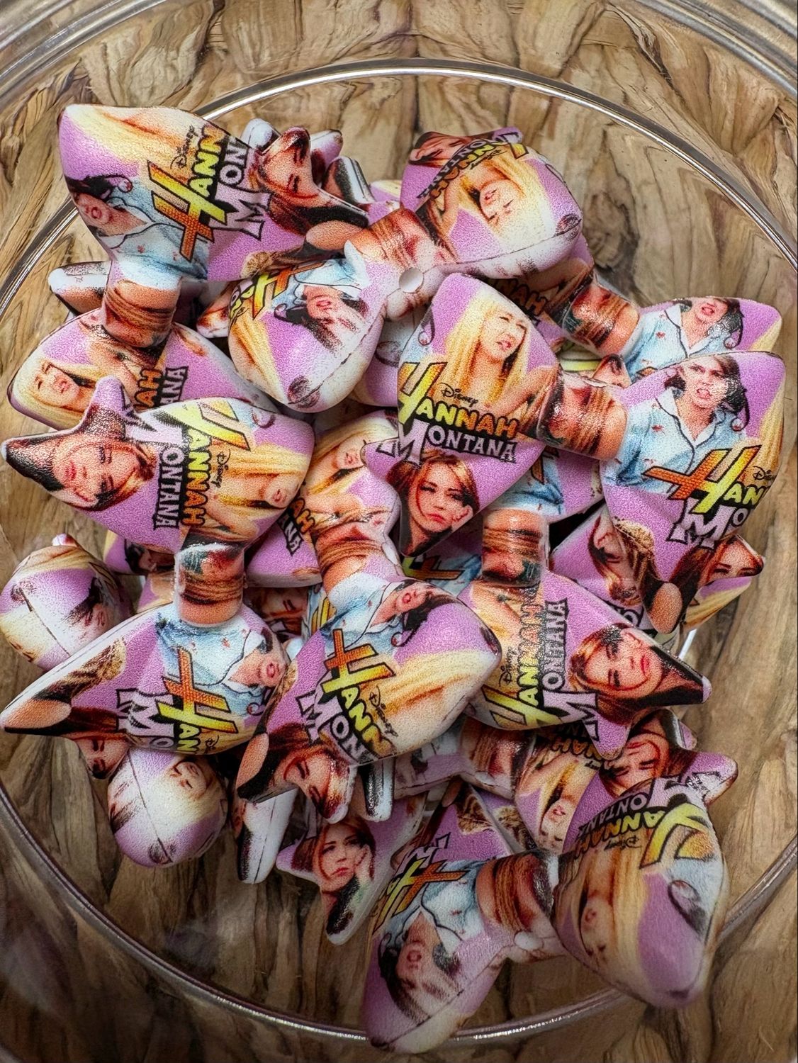 Hannah Montana Bow Focal (TSC Exclusive)