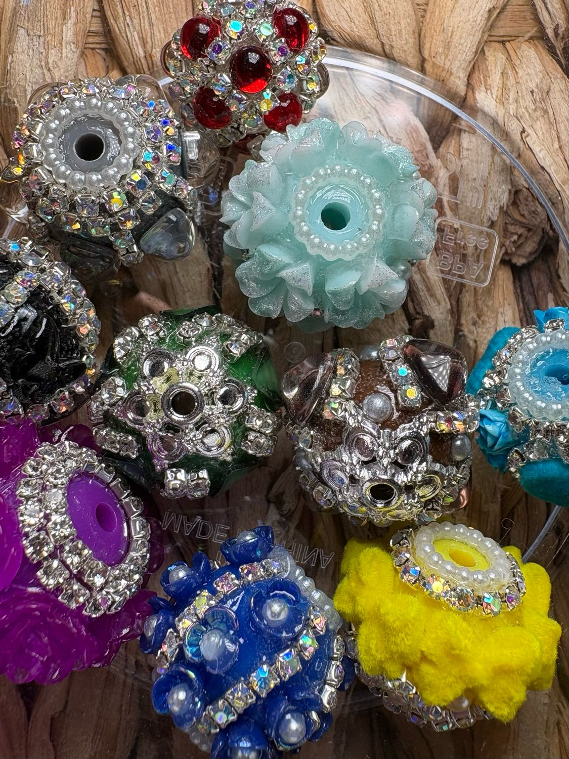 Bulk Bag- Random Mix Fancy Beads-10pc