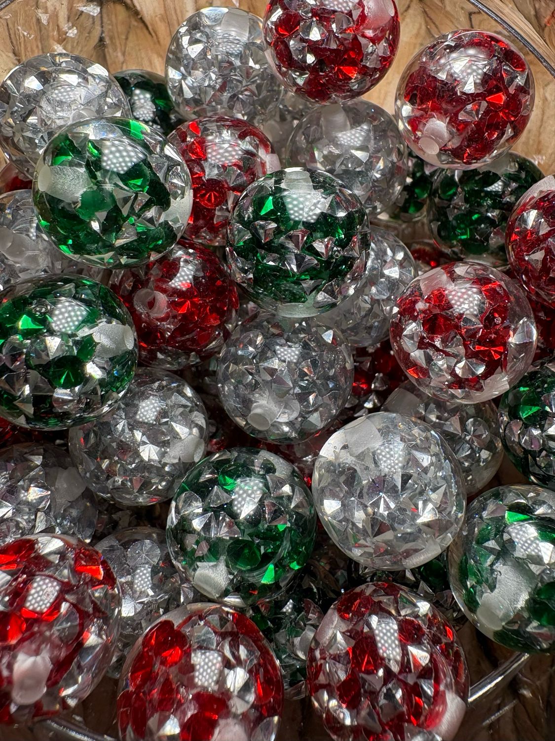 Bulk Bag- 15mm Confetti Christmas-50pc