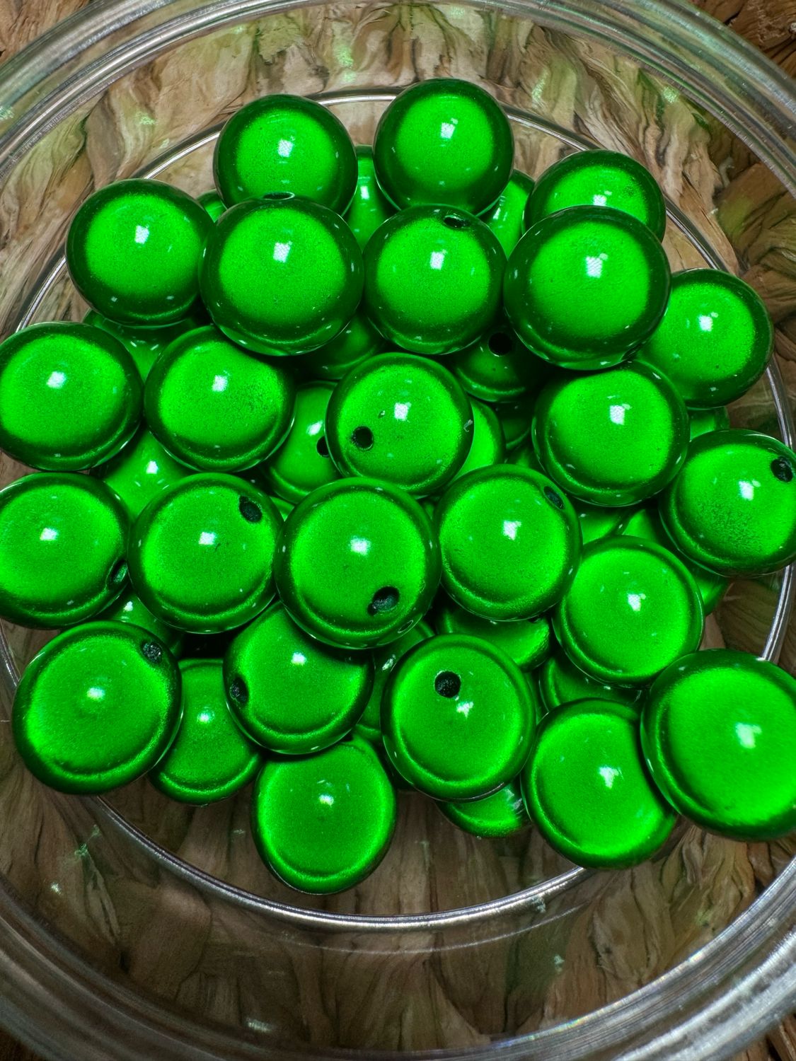 15mm Dark Green Lightbulb Bead