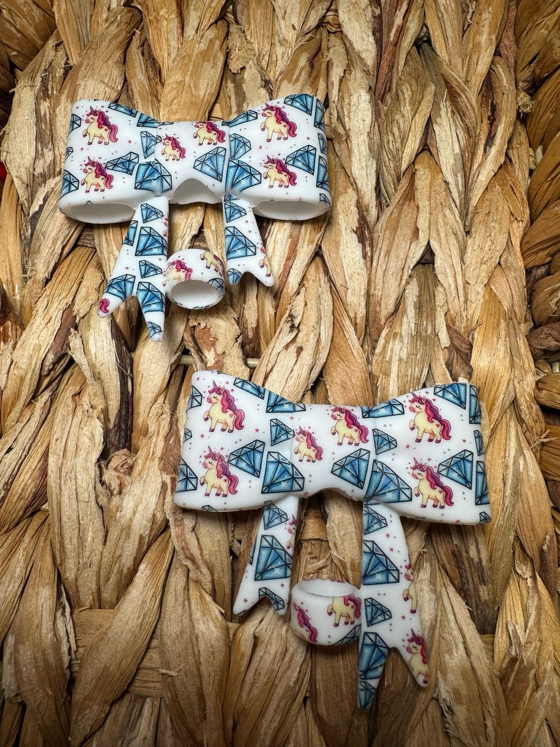 Diamonds &amp; Unicorns Bow Straw Topper  (TSC Exclusive)