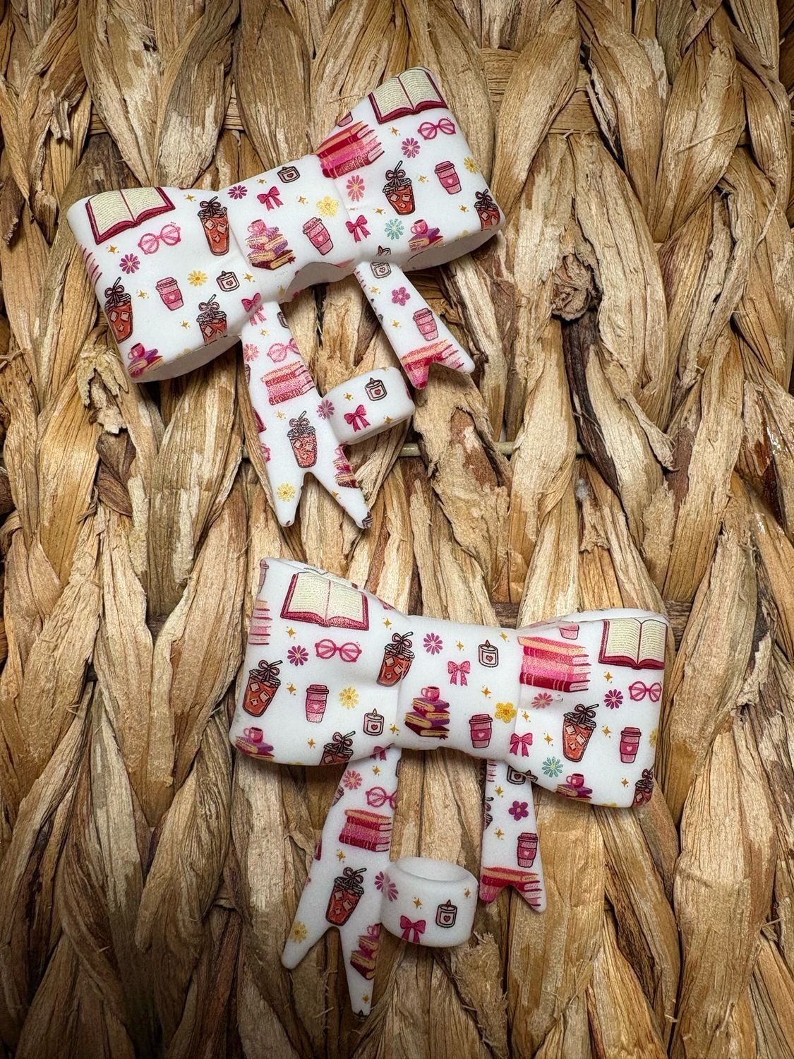 Books Straw Topper (TSC Exclusive)
