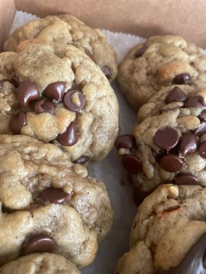 Classic Chocolate Chip Cookie