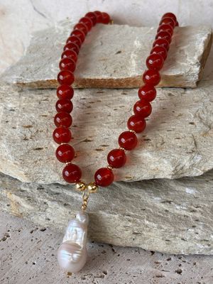 La Perla Cornelian